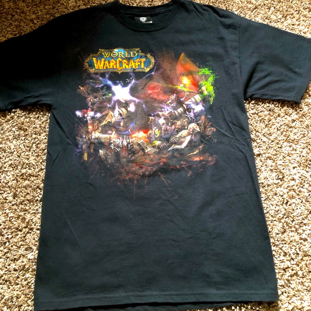 Vintage world of Warcraft shirt size medium